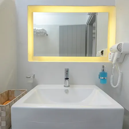 Naxian Althea Apartment *